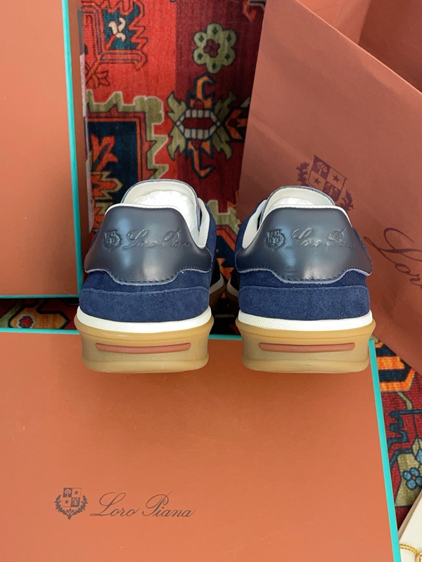 スーパーコピーブランド靴着用イメージ